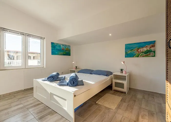 Appartamento Cozy In With Wifi