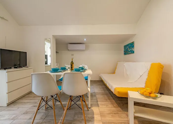 Appartamento Cozy In With Wifi Vir